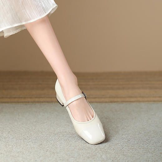 品质好货| Safiya/索菲娅2024新款春季法式百搭深口玛丽珍单鞋 SF41111708 商品图4