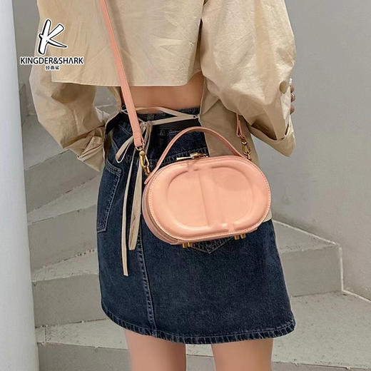 2024经典鲨春季新款椭圆形时尚百搭手提包KGB41-D1689381 商品图3