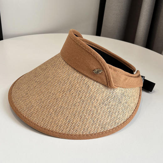 【潮流百搭！沙滩遮阳帽】夏季ins草编空顶鸭舌帽子女，户外百搭沙滩大檐防晒发箍草，帽遮阳帽，字母草编编织，树叶金属标空顶帽。阳光照耀，舒适防晒！ 商品图10