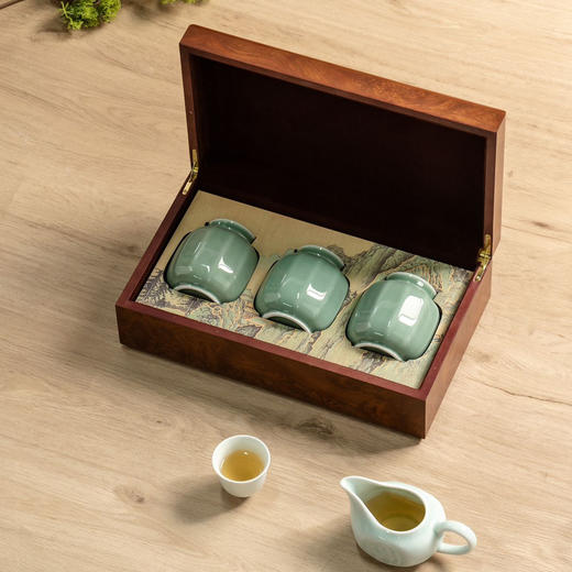 花梨木【木盒.3小瓷通版（三两装左右）】65元1套.整箱12套 商品图4