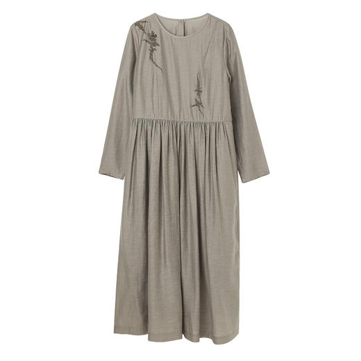 Famecoco新中式手工绣花连衣裙女士圆领宽松长袖长裙FAC1FA033 商品图5