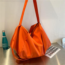 【运动风 大容量手提牛津布包】轻便单肩健身包 时尚休闲简约斜挎包 国庆出游必备