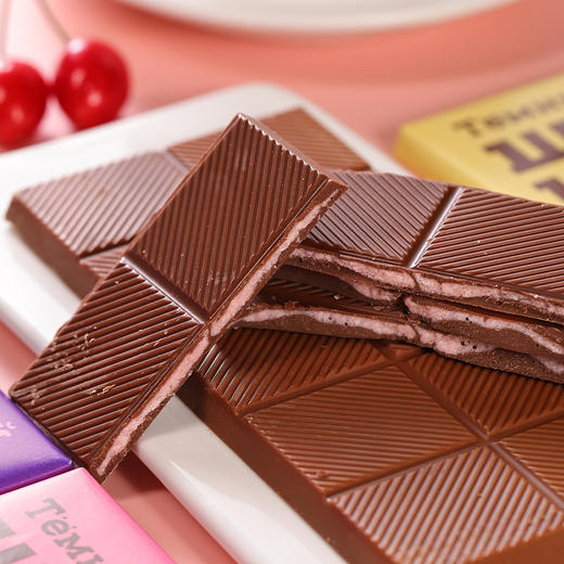 IZP酸奶口味巧克力80g/块多种水果口味可选（绥芬河发货） 商品图1