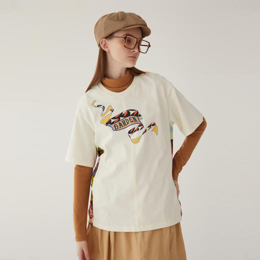 谜底宽松印花T恤女2024夏季新款复古印花后背拼接上衣女246MT7049 商品图0