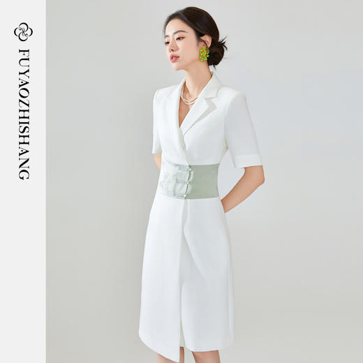 FUYAO扶摇 轻国风复古连衣裙女2024夏季薄款新中式盘扣白色西装裙 商品图1