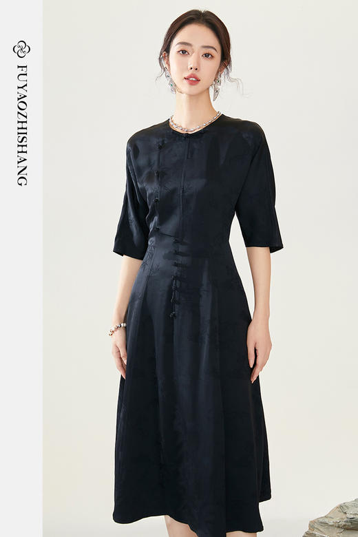 FUYAO扶摇 新中式盘扣连衣裙女黑色清雅提花长裙2024夏季短袖裙子 商品图5