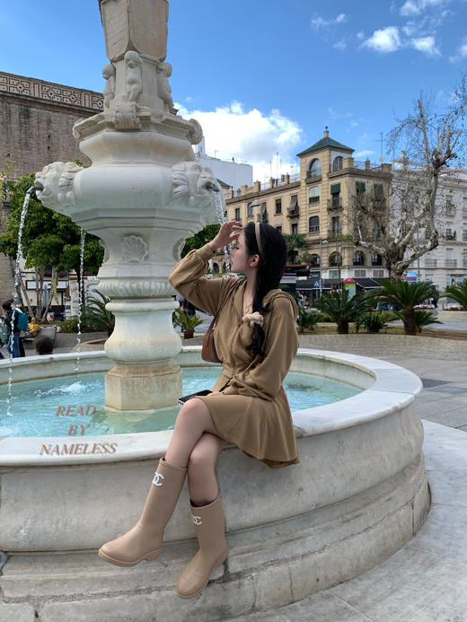 Read Nameless /慕斯羊绒三件套 饼干色 商品图13