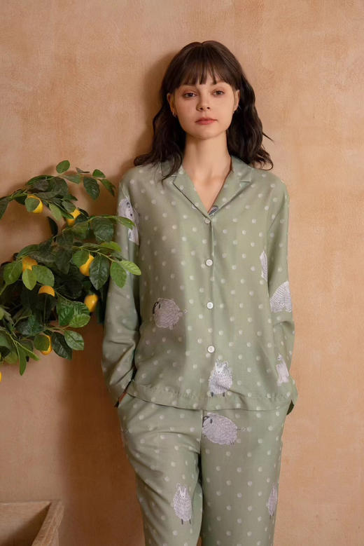 【预售】蔓秋2024新品天丝家居服  M/L 100%莱赛尔纤维 3-5天发货 商品图3