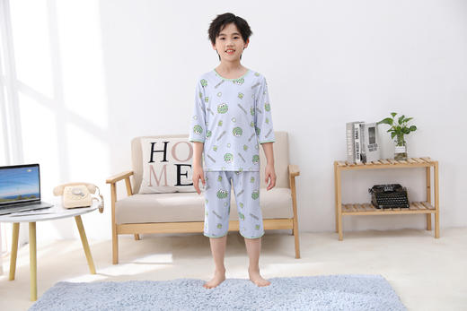 【39元限时秒杀】【秀黛】男童圆领针织印花空调衫男童睡衣家居服H1441002T【门店同款】【如遇缺货自动退款，介意勿拍】 商品图0