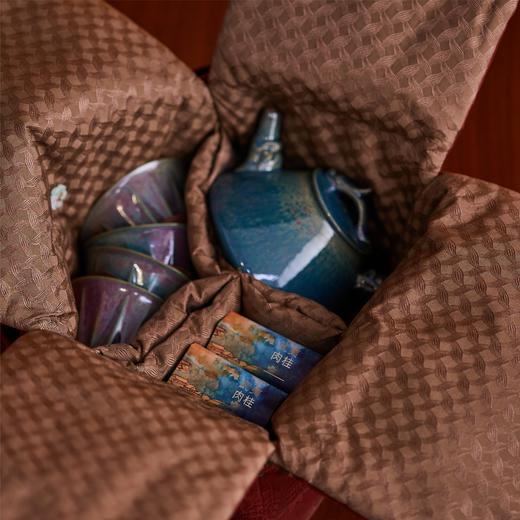 【大贤钧悦】非遗钧瓷套组1壶4杯 香云纱茶事收纳包 让茶生活伴随我们的出行 商品图5