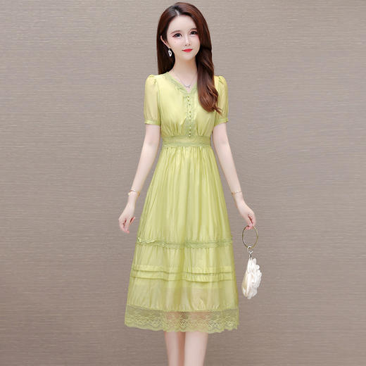 QYM-SLA432夏款长款蕾丝拼接修身时尚连衣裙V领短袖显瘦优雅洋气A字裙 商品图0