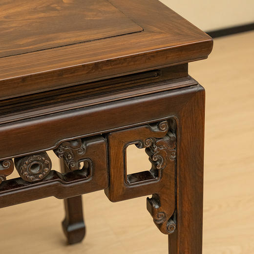 清 红木透雕夔龙玉璧纹方桌 商品图1