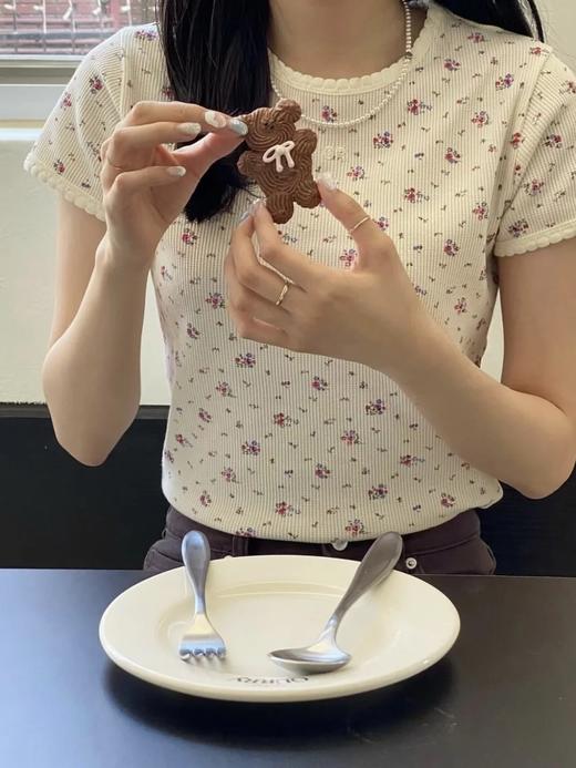 <曾小咸推荐> 小碎花木耳边短袖 商品图1