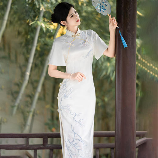 中式复古年轻款少女刺绣倒大袖改良旗袍连衣裙KK998 商品图3