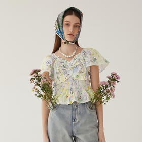 谜底方领碎花上衣2024夏新款小清新显瘦短款小衫飞飞袖246MS9003