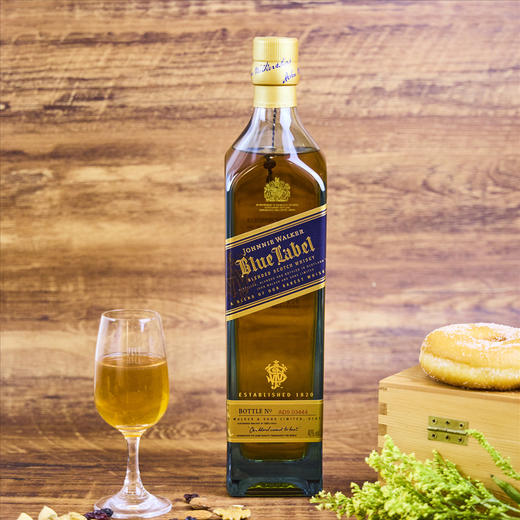 尊尼獲加蓝方调配威士忌750ml盒装 商品图0