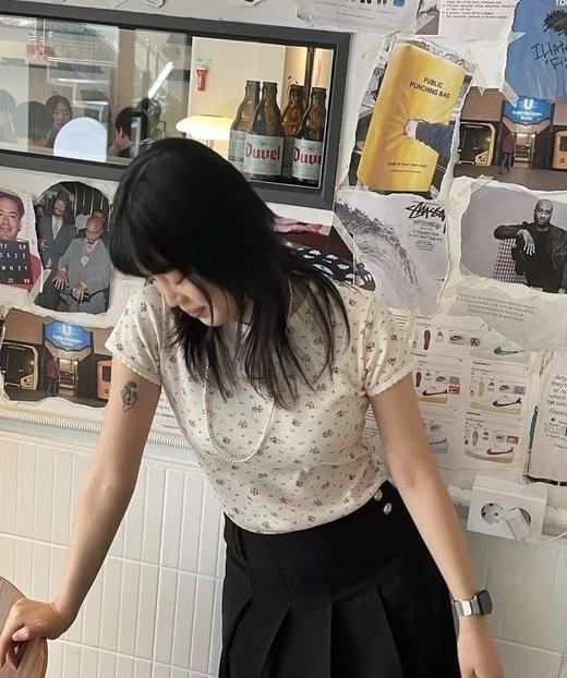 <曾小咸推荐> 小碎花木耳边短袖 商品图3