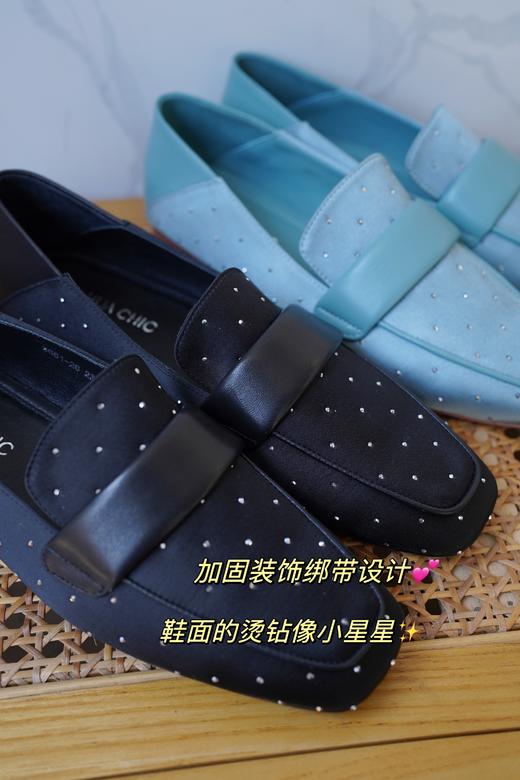 一款两穿波点BlingBling烫钻弹力色丁乐福鞋 里垫小羊皮 细腻柔滑透气好 优雅特别 DA牌轻奢感 耐磨舒适好走 平跟优雅知性 开车上班百搭舒适通勤 双色可选 商品图9