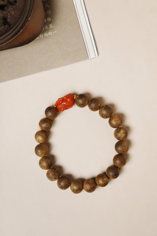 【青山特惠】10mm绿棋楠沉香 揽舒 手串搭配南红貔貅 c6 商品图2