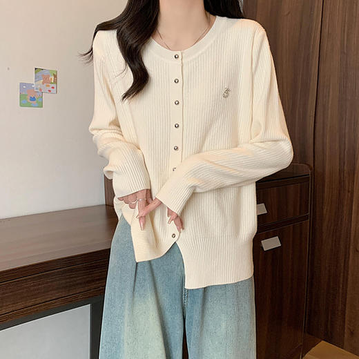大码女装2025春季新款圆领胖MM气质正肩下摆开叉毛针织开衫女 商品图7