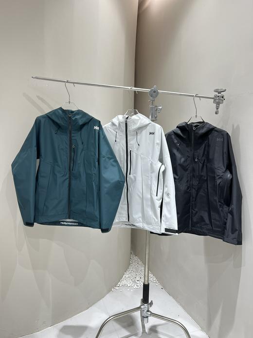 点此购买 HH男女防暴雨户外登山服硬壳冲锋衣 DD 282616 商品图0