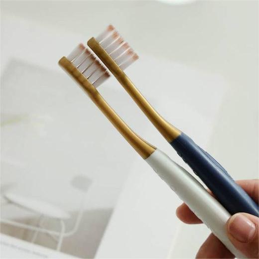 【超值家庭装！】山姆同款牙刷 宽头绵密软毛 柔软纤细 深层清洁口腔 不伤牙齿牙龈 商品图5