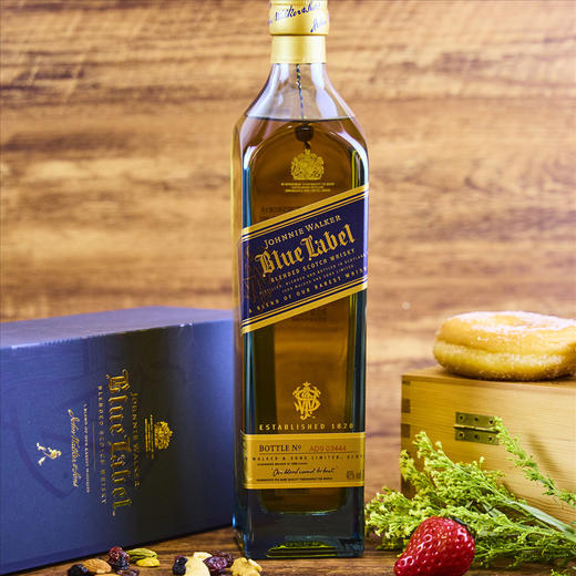 尊尼獲加蓝方调配威士忌750ml盒装 商品图1