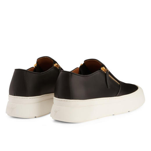 Giuseppe Zanotti 男士金属签名徽标休闲鞋 黑色 EU40010001 商品图2