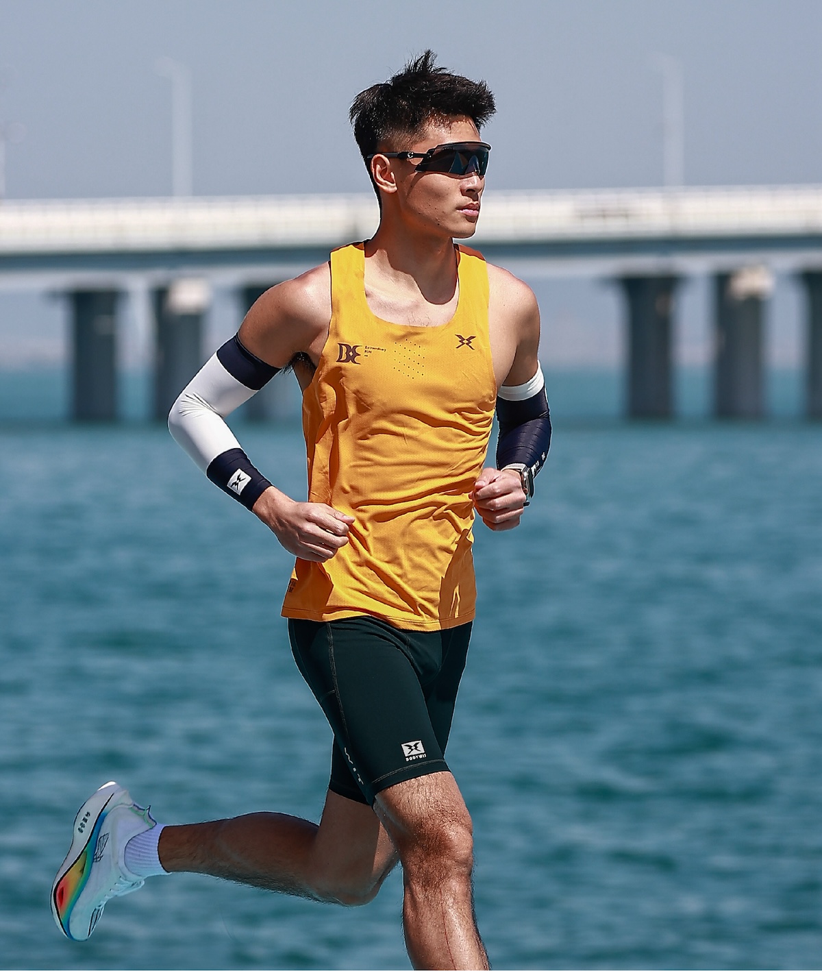 BODYWIT赤乌pro4代男马拉松背心