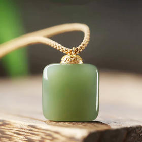 【经典】晴水和田玉方形小无事牌 玉质温润 厚实饱满