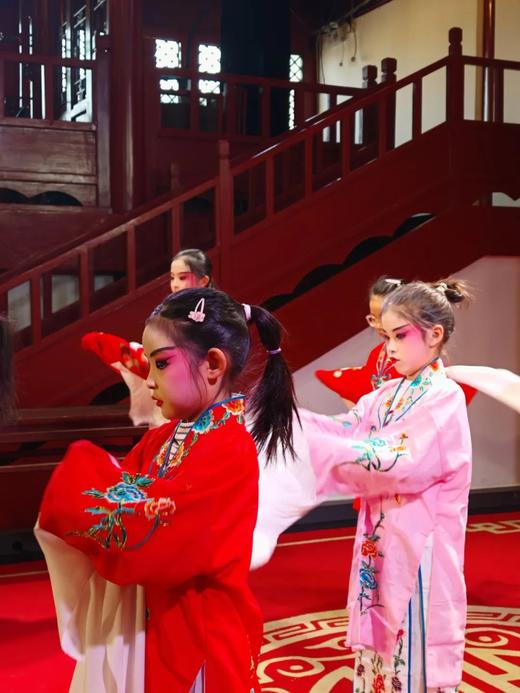 【传统非遗】北京印象 京剧研学一日营-戏剧体验,非遗制作，着装上台，天乐园大戏楼表演，2小时公益时长|6~14岁单飞亲子 商品图4