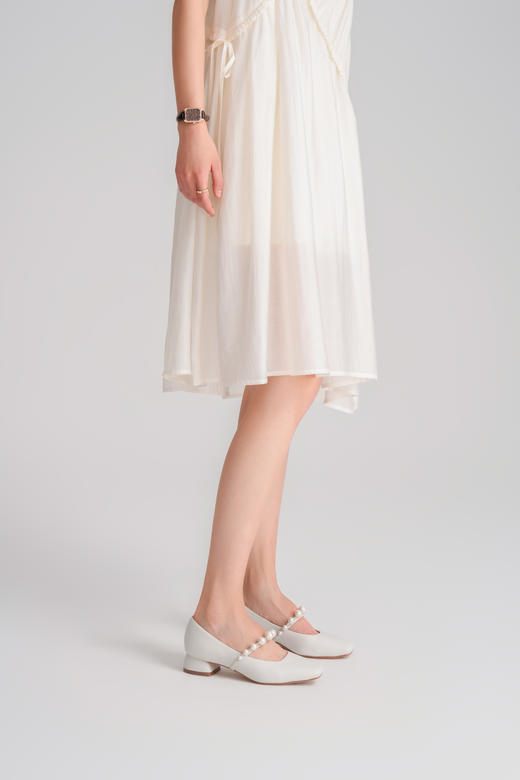 逸红颜小集市#「珍珠玛丽鞋」鞋面、内里、垫脚皆为高奢小羊皮, 错落有致的珍珠点缀,温柔雅致,你的旗袍必备单鞋 商品图9