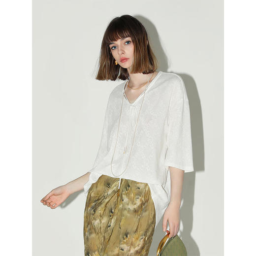 COCOBELLA镂空提花V领系带五分袖针织衫宽松蝙蝠袖上衣TS3002 商品图3