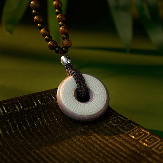 《福瑞平安》中华名石 紫袍玉带石  大师监制 银石雕刻 一件两面 四季百搭 商品图3