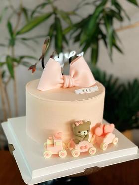 蛋糕定制—萌萌蝴蝶结