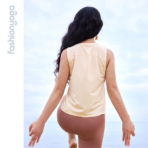 【捡漏不退换】F14220基础款圆领短款背心 商品图12