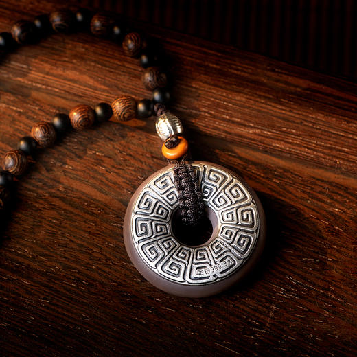 《福瑞平安》中华名石 紫袍玉带石  大师监制 银石雕刻 一件两面 四季百搭 商品图2