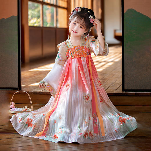 2024龙年春秋汉服女童新款刺绣襦裙改良款儿童古装唐装超仙连衣裙 商品图3
