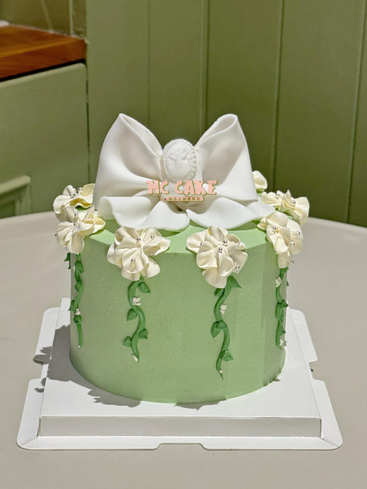 春日花花 蝴蝶结蛋糕 商品图0