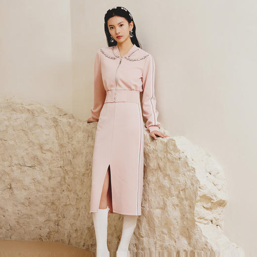 MAXRIENY柔美复古感蔷薇粉运动套装半身裙长裙开叉MC88SK075R10 商品图2