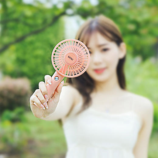 一物多用【睡眠风/自然风/强劲风/三档风力可调！】多功能手持风扇便携式随身，强劲续航，三档快速风力，精致百搭，USB静音桌面学生宿舍办公室可充电小风扇超便携！ 商品图0