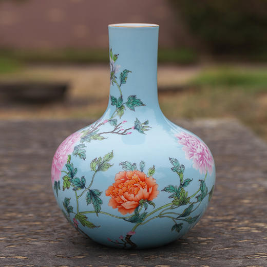 湖水蓝地粉彩描金花卉纹天球瓶（100件） 商品图2