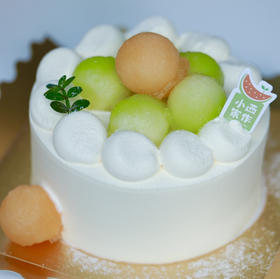 玫珑蜜瓜水果蛋糕
