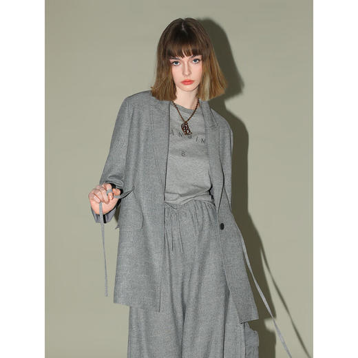 【有赞】SI3013COCOBELLA格雷系穿搭花纱休闲感西装女松弛感气质外套 商品图2