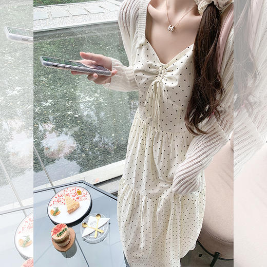 <曾小咸推荐>波点连衣裙 日常159.99 立降80 元 今天秒杀价79.99 ！！ 商品图1