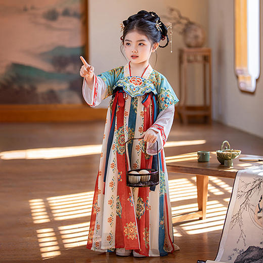汉服女童春秋新款原创唐装刺绣襦裙女孩幼儿园演出超仙连衣裙 商品图2