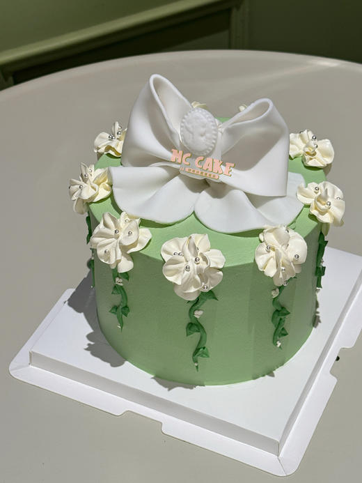 春日花花 蝴蝶结蛋糕 商品图1