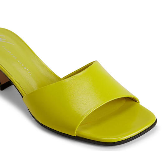 Giuseppe Zanotti 女士签名徽标压花中跟凉鞋 绿色 I300000003 商品图3