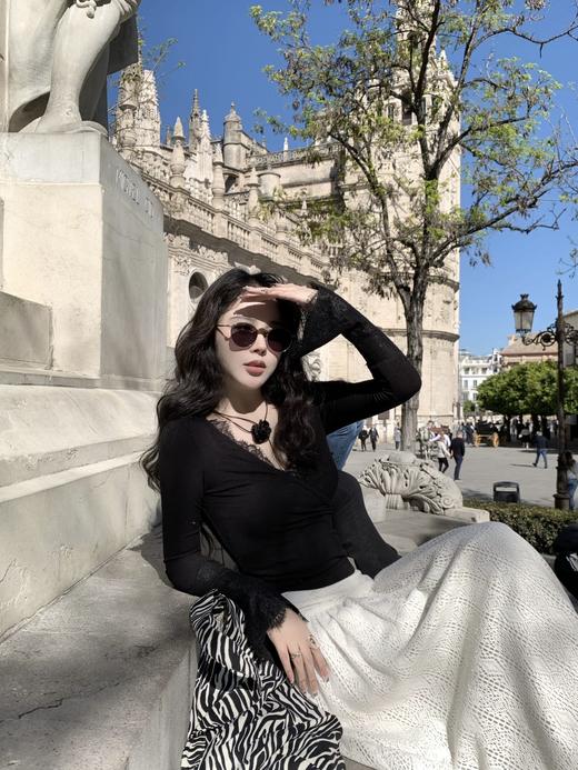 Read Nameless /睫毛蕾丝边黑色交叉绑带打底衫+塞维利亚白色蕾丝裙 商品图2