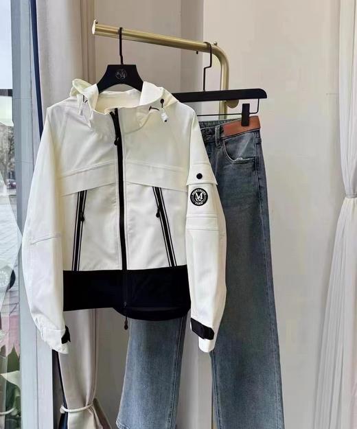 带帽后字母拼布撞色拉链外套 9521010017 商品图4